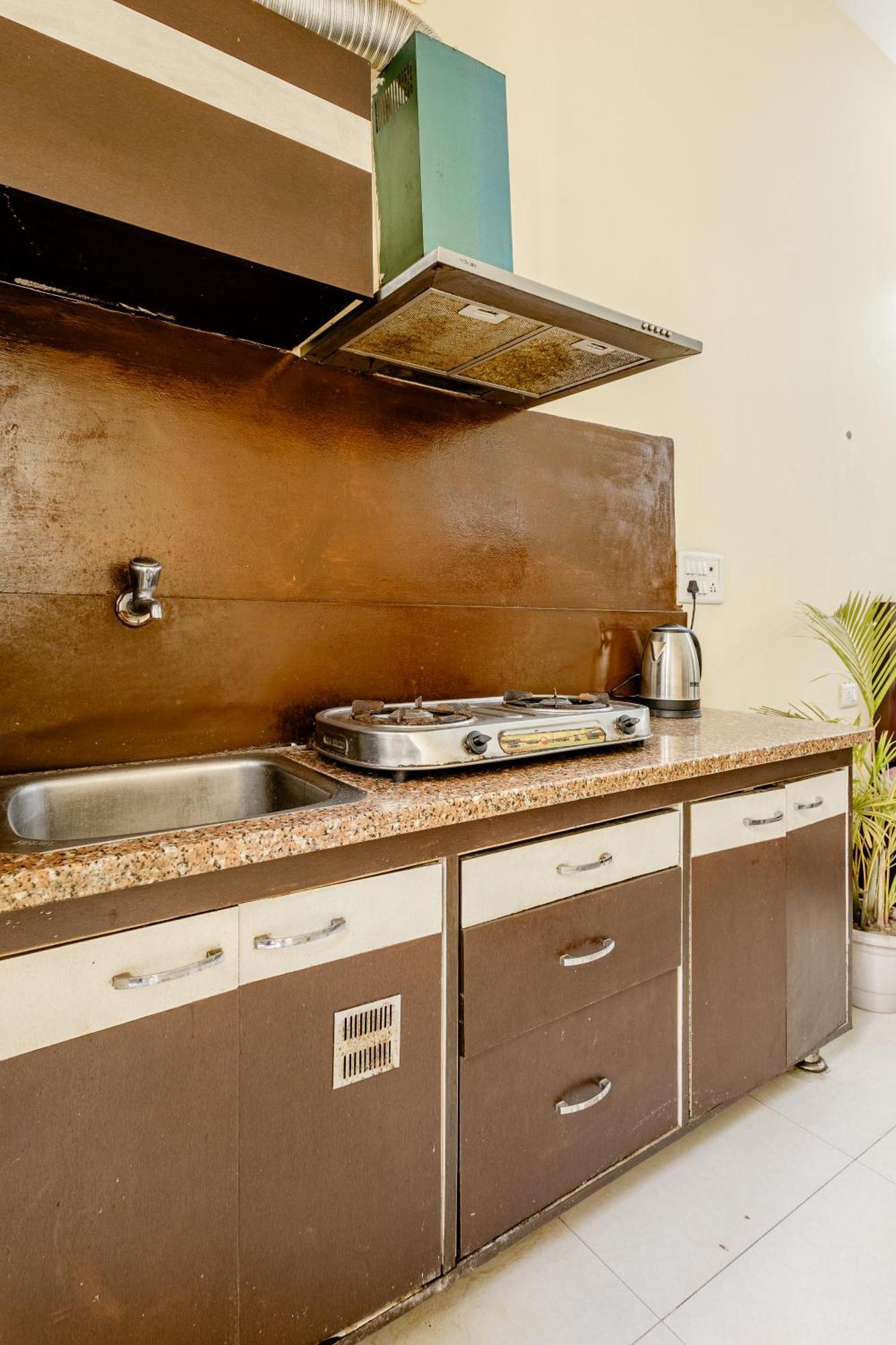 Lime Tree Studio Near Fortis Γκουργκάον Εξωτερικό φωτογραφία